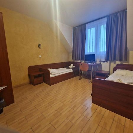 Motel Gorno Exterior foto